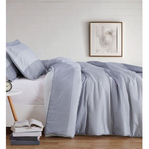 Truly Soft
Multi Stripe Full/ Queen Duvet Set - Picture 2 of 6